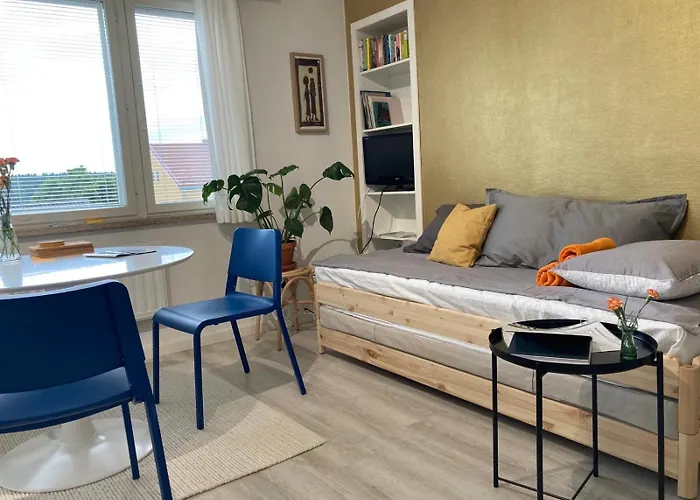 Korttelin Paeaessae Olavinlinnasta *